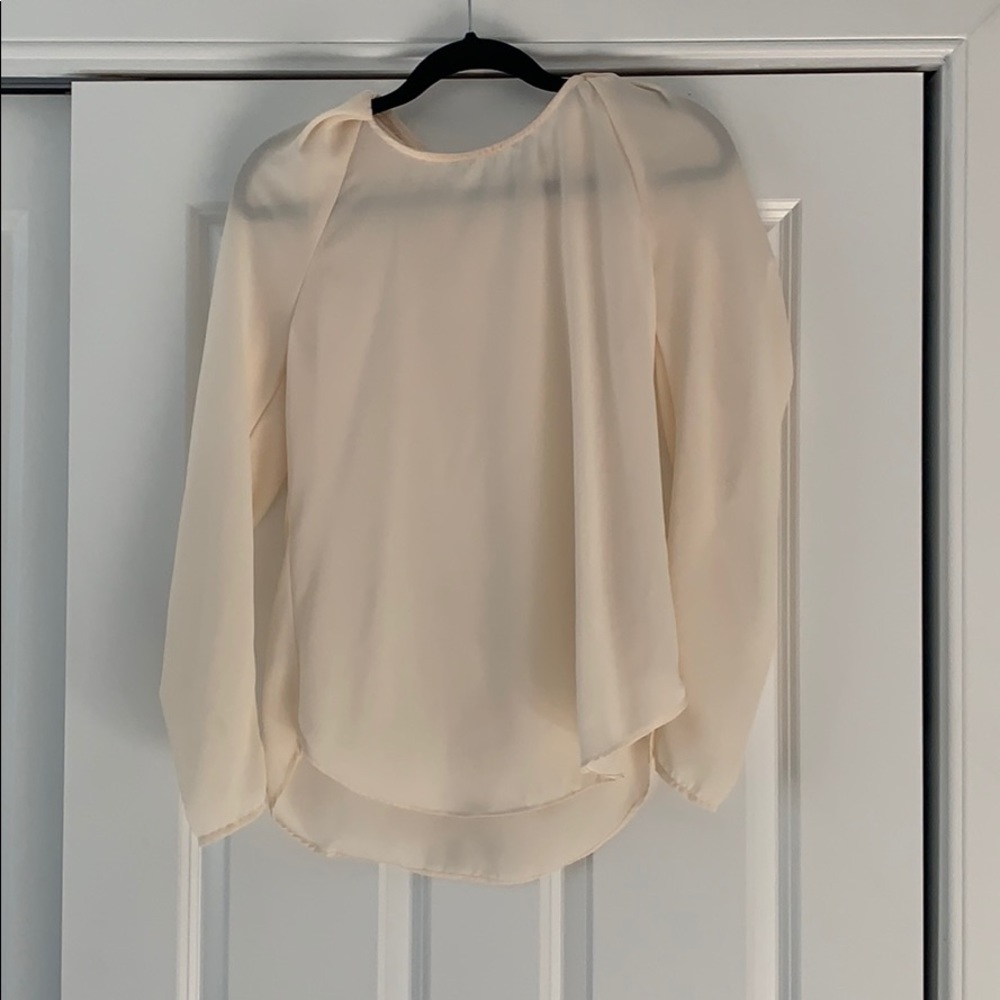 Hazel top